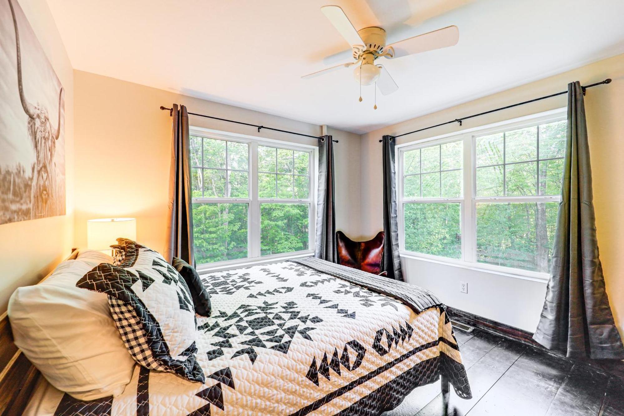 Luxe Appalachian Mountain Cabin With Hot Tub, Views Warrensville Exterior foto